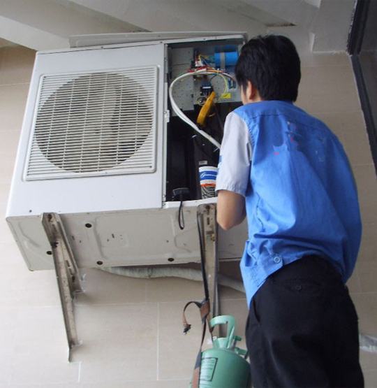 向阳空调开机无反应维修